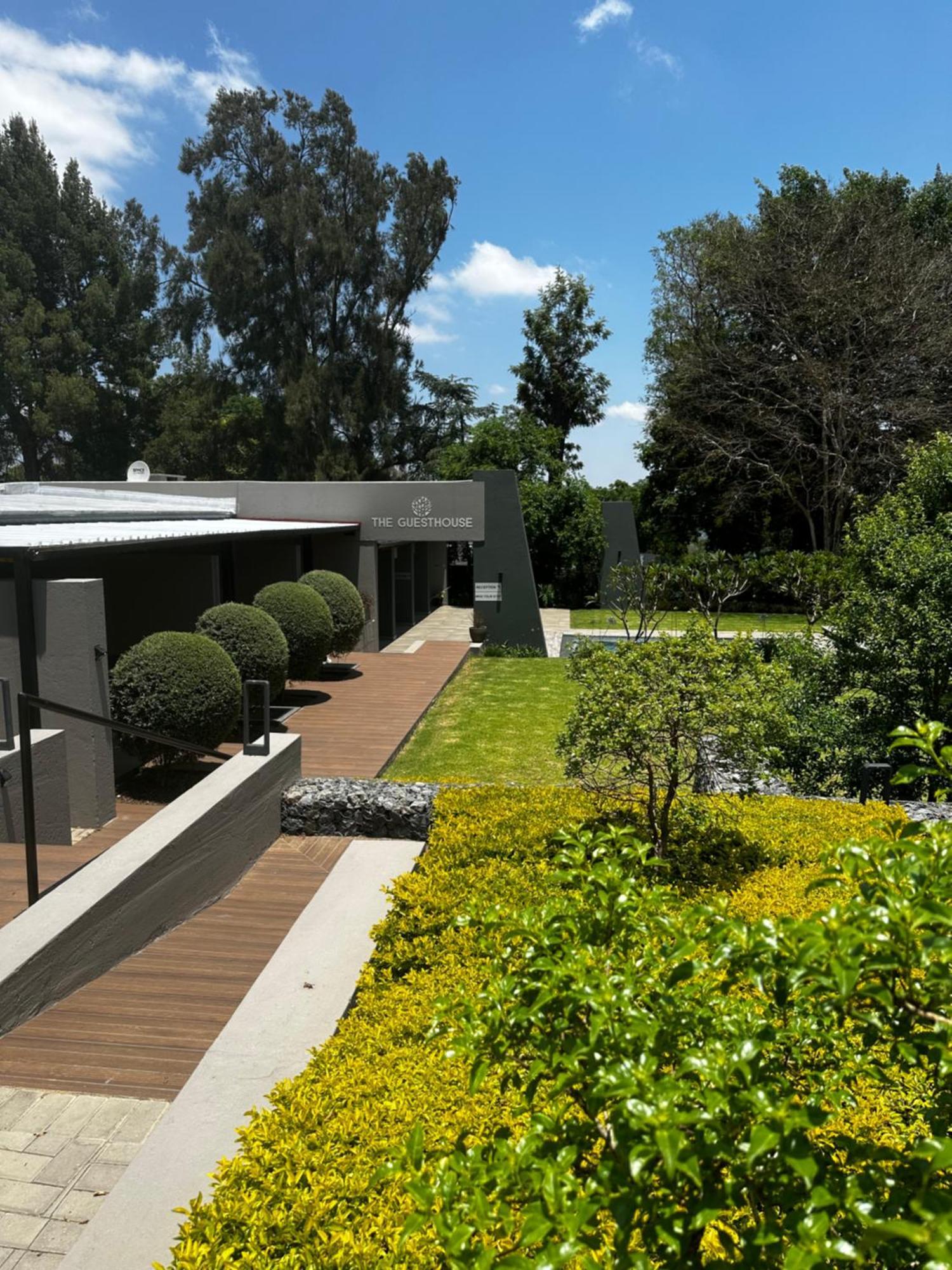 The Guesthouse 6 On Vrede Johannesburgo Exterior foto